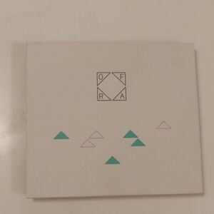 OFRA Geometric Design Wall Art - White and Green